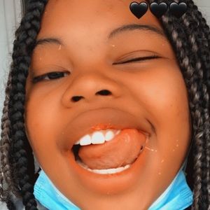 Meet your Posher, Jumi